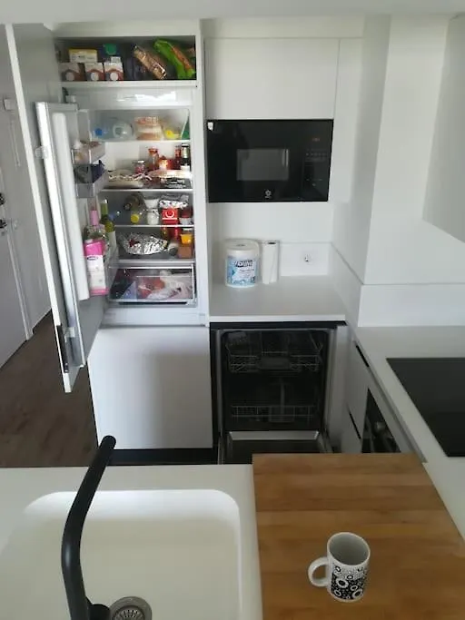 קלנג'ה Apartment With Sea Views 50M From The Beach ספרד